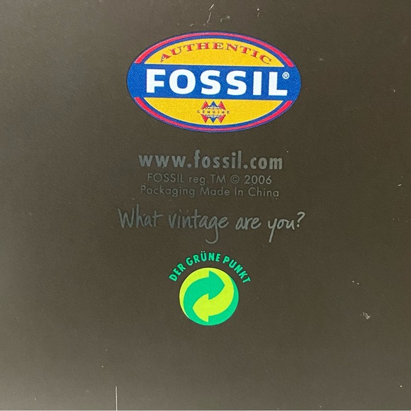 Vintage Fossil Watch Tin Boxes - Picture 6 of 9